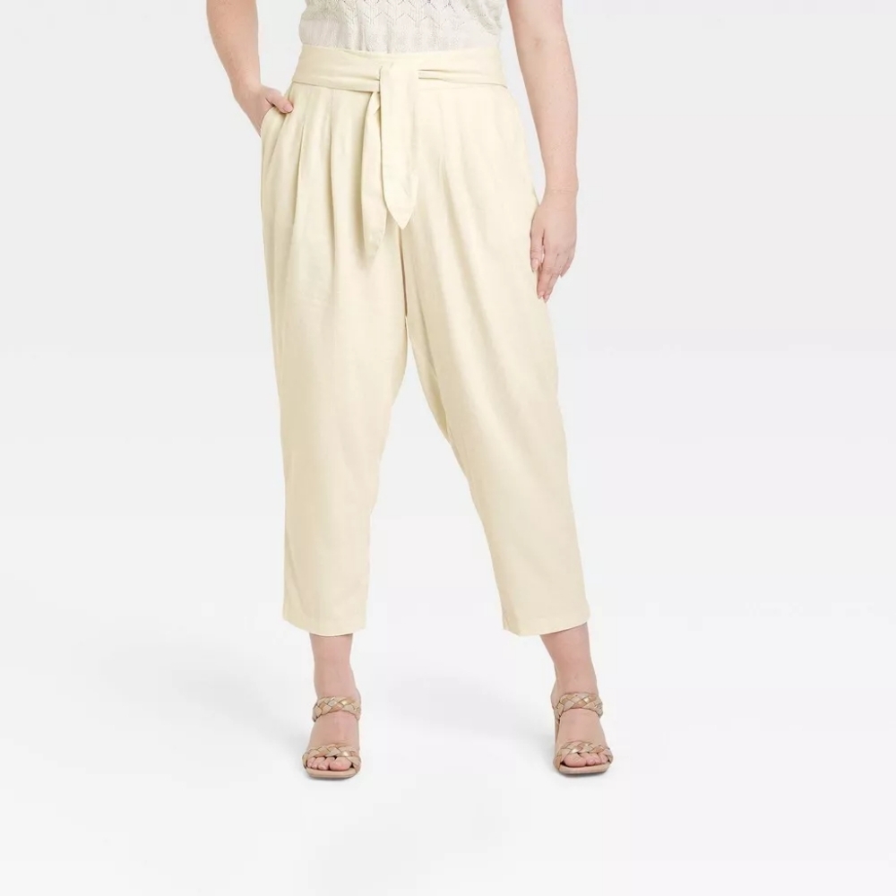 Women's Plus Size Mid-Rise Relaxed Fit Tapered Pants - Who What Wear Cream 3X